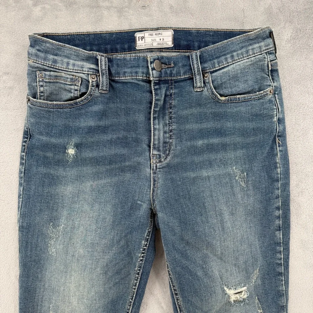 Free People Distressed Frayed Hem Crop Jeans Blue Denim Womens Size 28‎